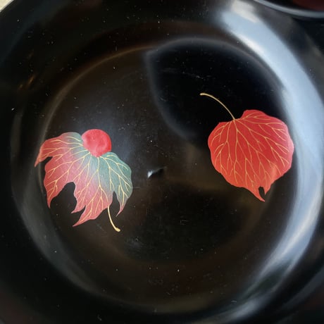輪島塗　菓子皿　朴付き文様　明治
