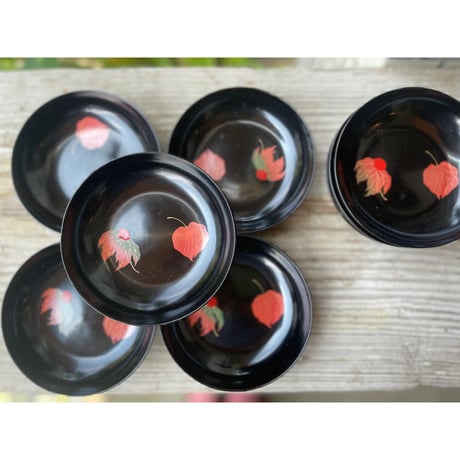 輪島塗　菓子皿　朴付き文様　明治