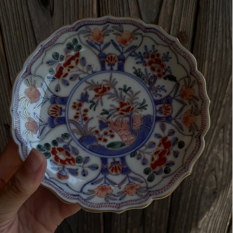 古伊万里　色絵輪花型五寸皿花鳥文様