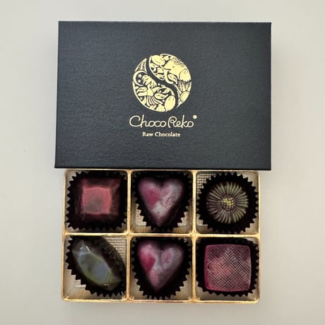 【4箱限定】ボンボンショコラ 6粒アソート(紅茶・カカオ・いちご・レモン)〈ご自宅用・賞味期限2026年11月10日〉
