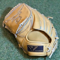 YAMAMOTO Pro Essential　硬式投手用　HP21  クリーム×紐クリーム×ステッチブラウン　Yフラットウェブ  左投げ