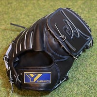 YAMAMOTO Pro Essential　硬式投手用　HP21  ブラック×紐ブラック×ステッチブルー　Yフラットウェブ