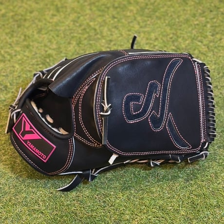 YAMAMOTO Pro Essential　硬式投手用　HP21  Yブラック×紐ブラック×ステッチピンク　Yフラットウェブ