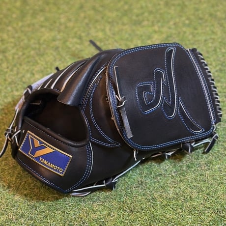 YAMAMOTO Pro Essential　硬式投手用　HP21  ブラック×紐ブラック×ステッチブルー　Yフラットウェブ