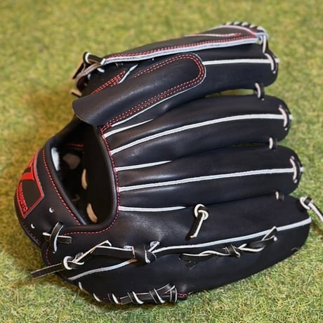 YAMAMOTO Pro Essential　硬式投手用　HP21  Yブラック×紐ブラック×ステッチレッド　Yフラットウェブ  左投げ