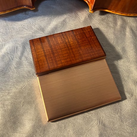 【一点もの】STRINGS　CARD　CASE（縦木目）/ピンクゴールド