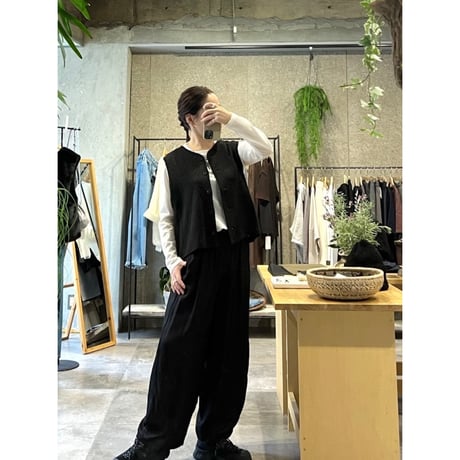 quilted pattern knit vest