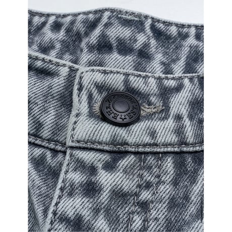 EHz・Z ★ 旅者入镜：下卷 【 03 】 ダメージ・デニムパンツ《旅者入镜：下卷・割破牛仔长裤》【予約商品・ 発送日未定】