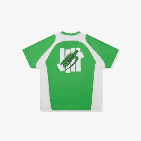 王一博・関連商品（UNDEFEATED）★ 85 Racing 赛车 【 01 】 Tシャツ　※男女兼用《短袖运动 Tee》【予約商品・メーカー発送目安：発送日未定】