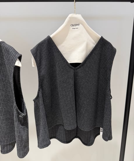 【ayane '26 winter collection】876817 ヘリンボーンジャガードポンチベスト