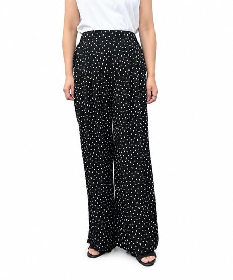 【siro de la bonte | '27 Spring Collection】dalmatian crepe tuck straight pants R713317