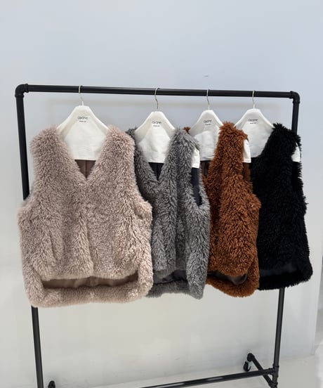 【ayane '26 winter collection】876811 エコファーベスト