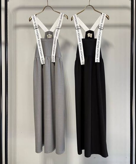 【MARGAUX VINTAGE | '27 Spring Collection】 ロゴストラップスカート  AL 27019／2月上旬から3月上旬発送予定