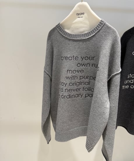 【ayane '26 winter collection】876826 ロゴ刺繍プルオーバーニット