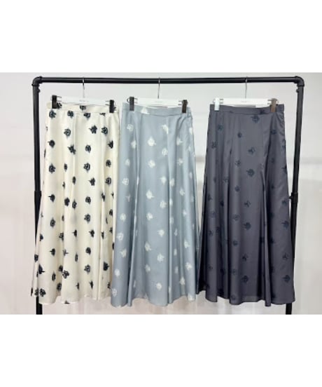 【PRIORITY | Pre-Order '27 Spring Collection】フワラープリントスカート P71022 IT／1月末より発送予定