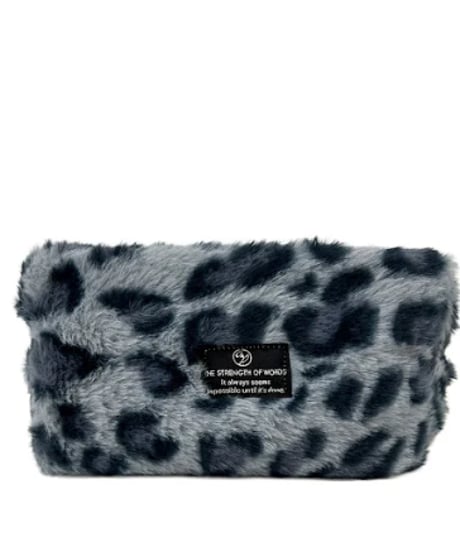 【ayane '26 winter collection】876838 レオパード柄ポーチ