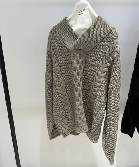 【ayane '26 winter collection】876825 襟付きアランニット