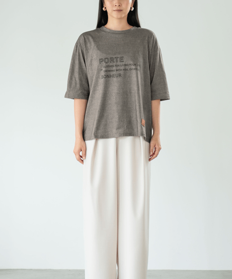 【Lallia Mu】 ファブリックプリントTシャツ 2711538／3月上旬～3月中旬発送予定