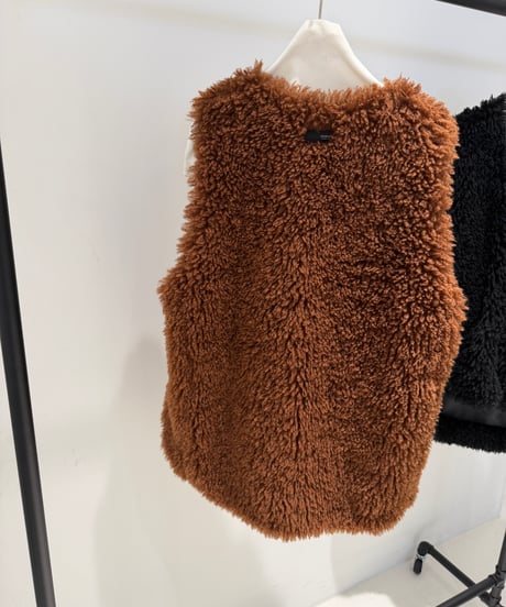 【ayane '26 winter collection】876811 エコファーベスト