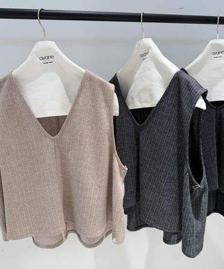 【ayane '26 winter collection】876817 ヘリンボーンジャガードポンチベスト
