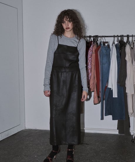 【LE MÉLANGE '26 winter collection】8651301　LEATHER LIKE JERSEY
