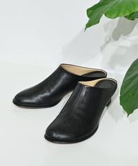 【ATELIER BRUGGE 】S-26KS-47  Oblique mules