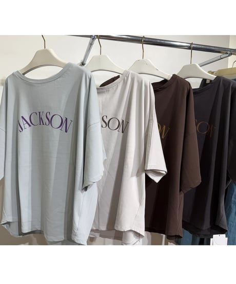 【MICA&DEAL】 0126309063 JACKSONロゴT-shirt