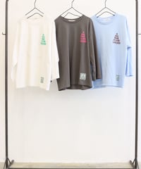 【LE MELANGE | '27 Spring Collection】 ULTRA COTTON ANORAK CLUB コラボTee 8711007／２月中旬から３月上旬発送予定