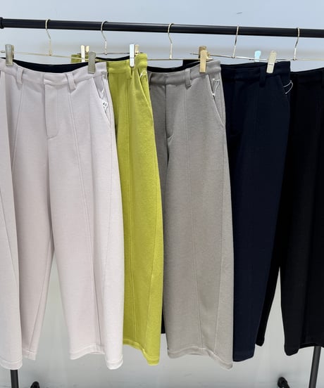 【ayane '26 winter collection】876803 ニードルパンチバレルレッグパンツ