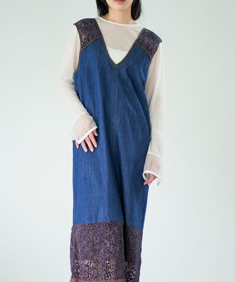 【Lallia Mu】レースショルダーデニムジャンパードレス 2711392／3月上旬～3月中旬発送予定