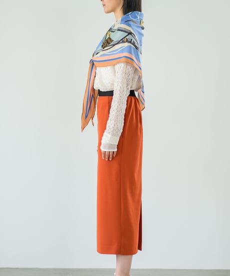 【Lallia Mu】トライアングルスカーフ 2711960／2月上旬～2月中旬発送予定