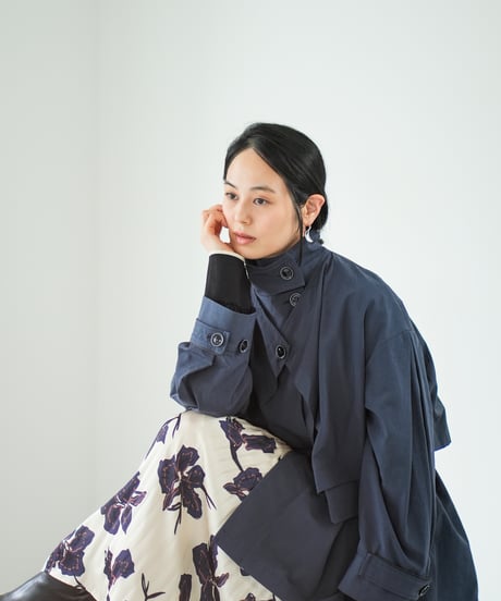 【Lallia Mu】 レイヤードフラップテントコート 2711190／2月上旬～2月中旬発送予定