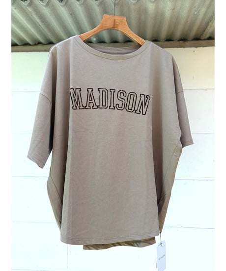【MICA&DEAL】0126309064  "MADISON"ロゴプリントハーフスリーブT-shirt