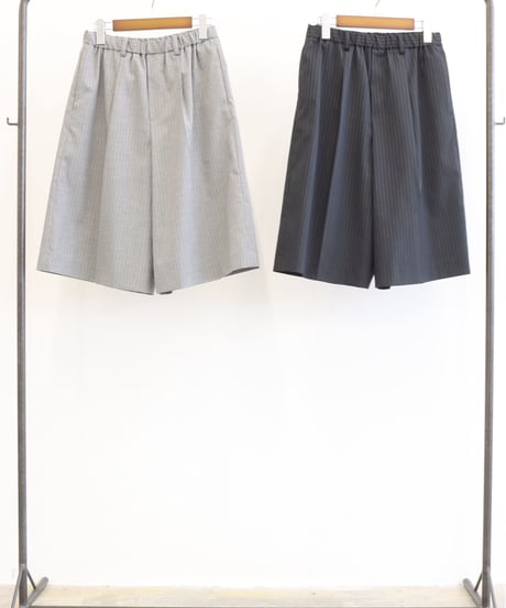 ⭐︎【LE MELANGE | '27 Spring Collection】TOROPICAL PIN STRIPEハーフパンツ 8713506／２月上旬から２月下旬発送予定