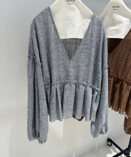 【ayane '26 winter collection】876832 ラダーニットペプラムブラウス