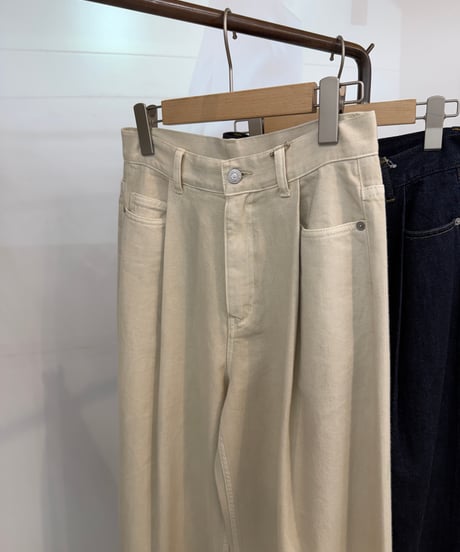 【cafune 27SS】 15631 10oz soft denim tuck pants