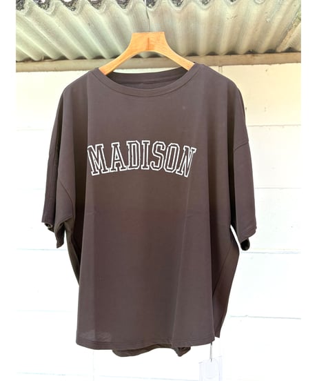 【MICA&DEAL】0126309064  "MADISON"ロゴプリントハーフスリーブT-shirt