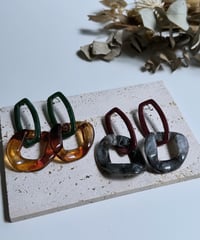 【charmaer 27 Early spring】  297103  ドロップホマイカアクリルピアス