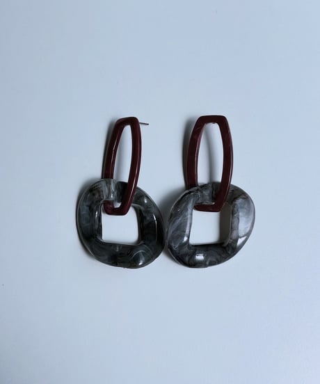 【charmaer 27 Early spring】  297103  ドロップホマイカアクリルピアス