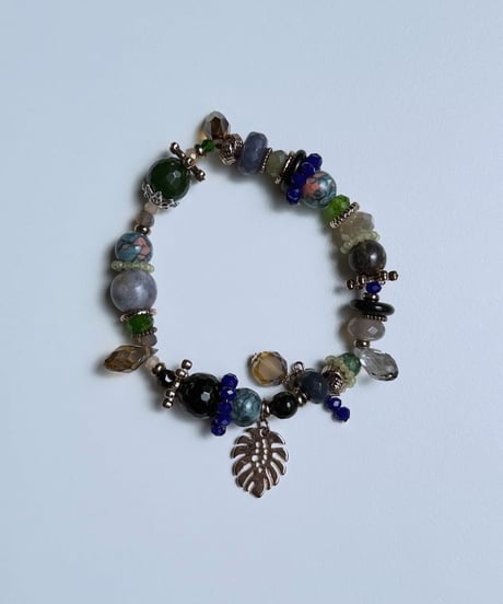 【charmaer 27 Early spring】297145 アンティークビーズブレス