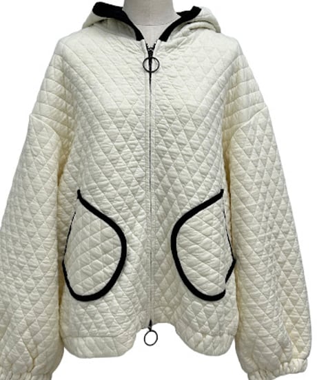 【ayane '26 winter collection】876812 キルト地ジップアップパーカー