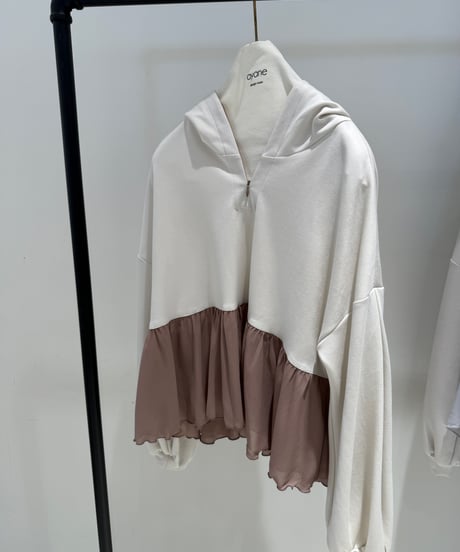 【ayane '26 winter collection】876823 ポンディングフーディドッキングブラウス