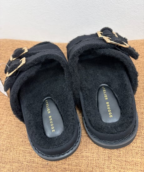 【ATELIER BRUGGE 】 26KS-39 ダブルバックル フットベッド ファーサンダル
