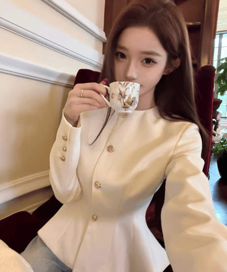 Élise Gold Button Peplum Jacket