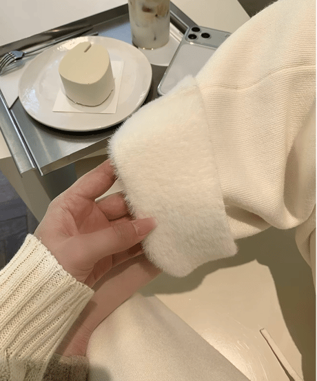 Elegant Off Shoulder Knit Set 【White】