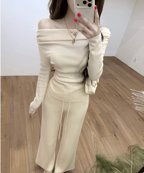 Elegant Off Shoulder Knit Set 【White】