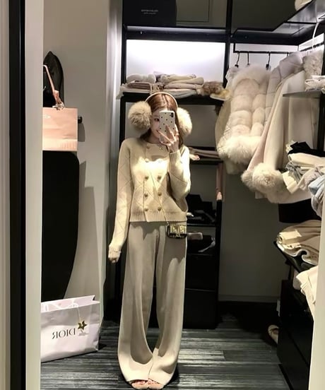 Double-Breasted Cardigan+Skirt