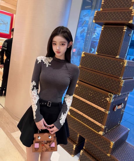 Floral Lace Appliqué Top&Belted Flare Mini Skirt