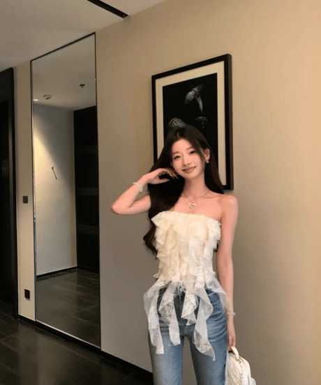 Asymmetrical Lace Strapless Tops