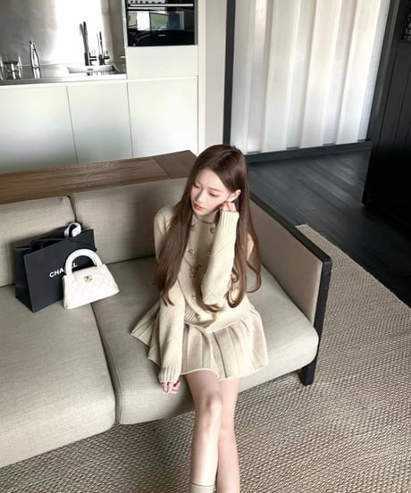 Double-Breasted Cardigan+Skirt